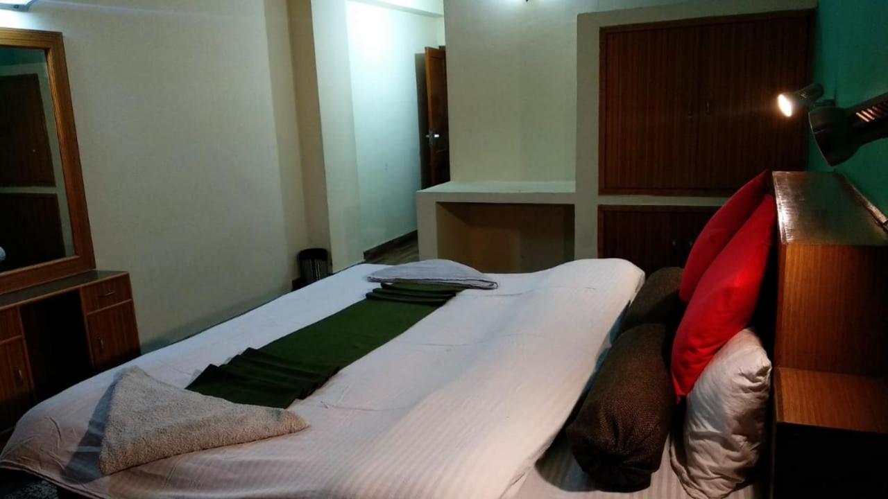 Dormico'S Hotel Snowbird Manali  Bagian luar foto