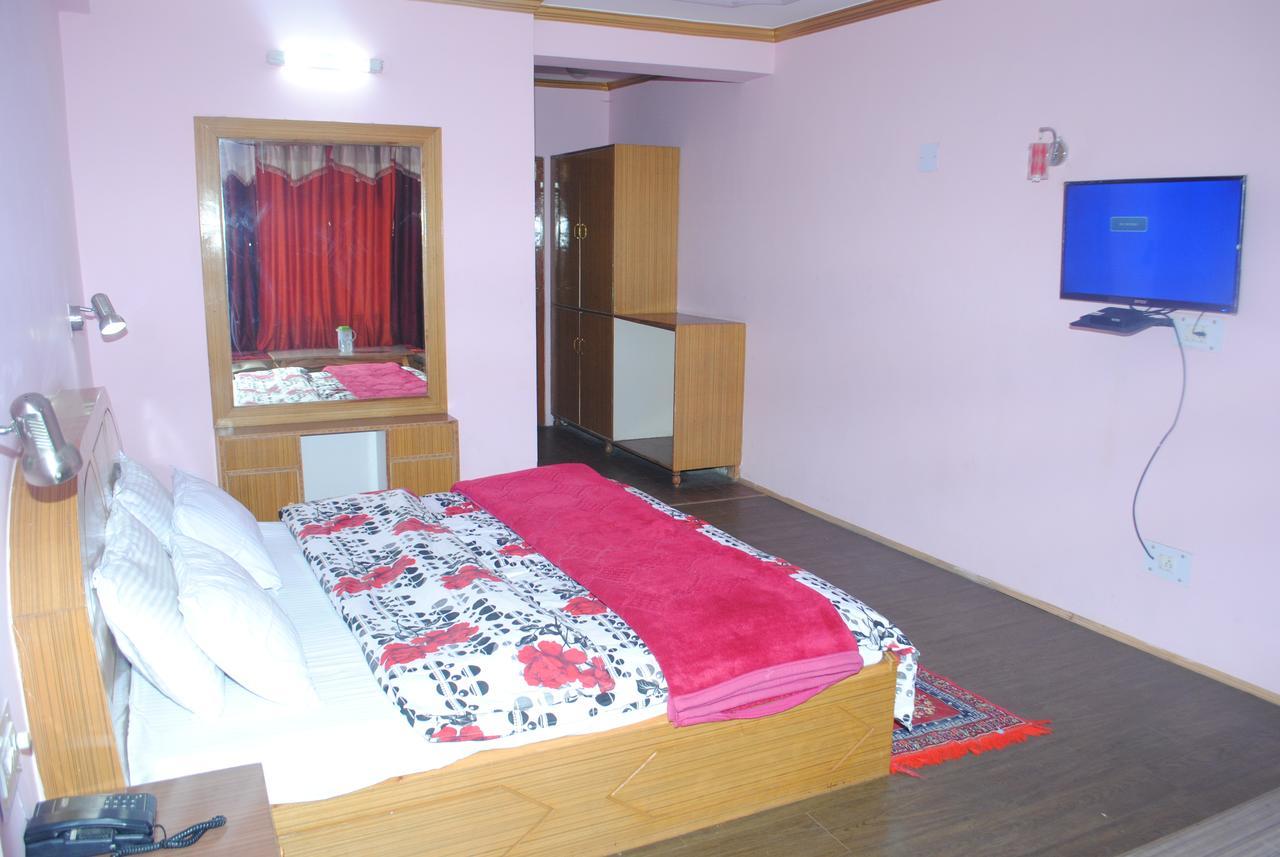 Dormico'S Hotel Snowbird Manali  Bagian luar foto