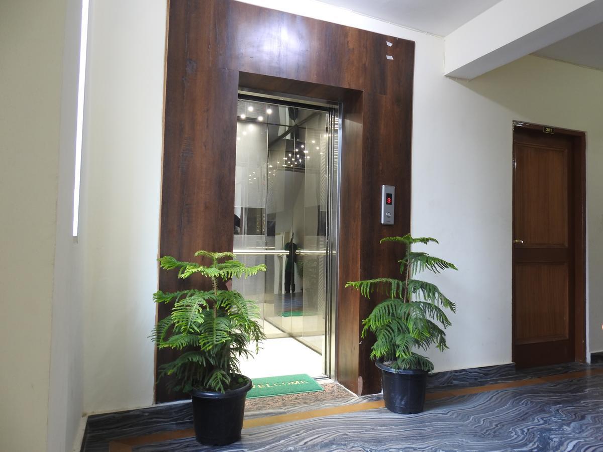 Dormico'S Hotel Snowbird Manali  Bagian luar foto