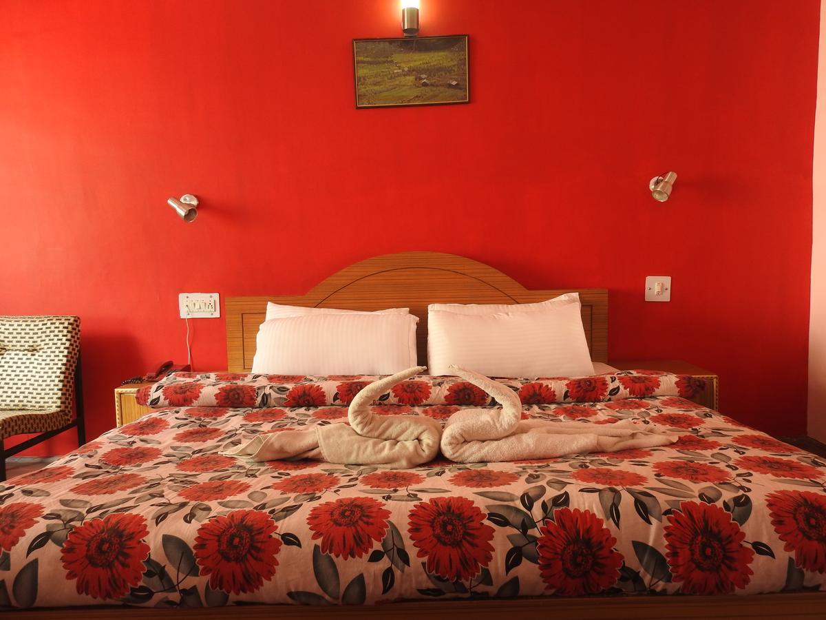 Dormico'S Hotel Snowbird Manali  Bagian luar foto