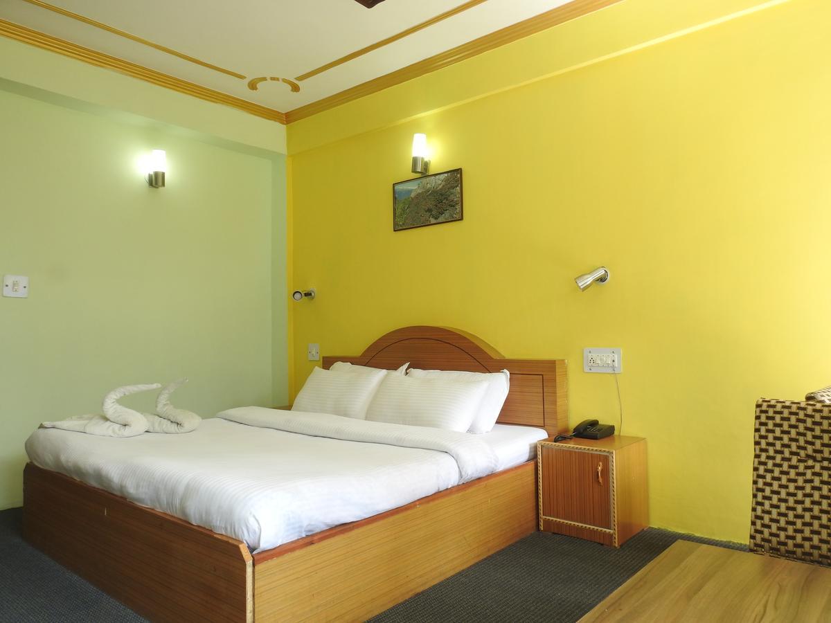 Dormico'S Hotel Snowbird Manali  Bagian luar foto